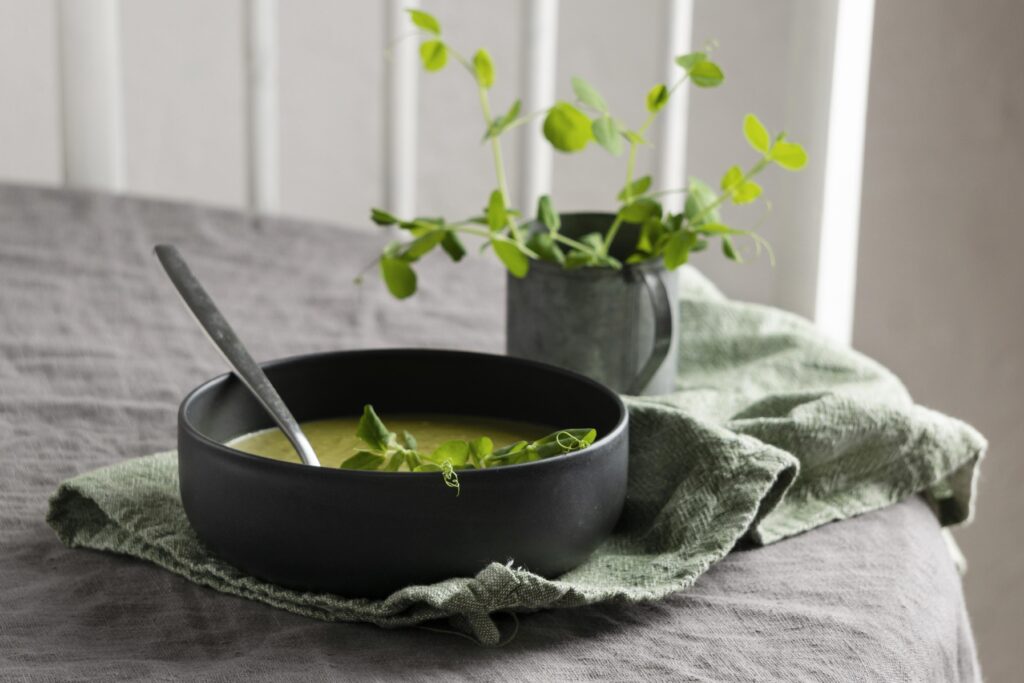 Warming lentil & greens bowl